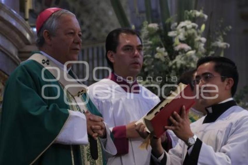 MISA DOMINICAL . CATEDRAL
