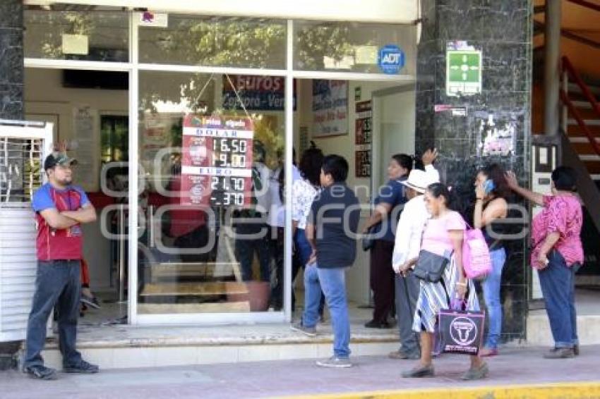 CASAS DE CAMBIO . ACATLÁN