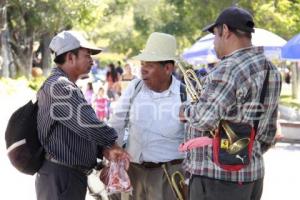 VIDA COTIDIANA . ACATLÁN