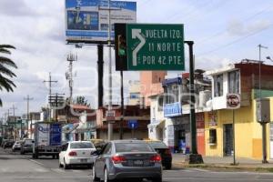 CALLE . CAMBIO DE SENTIDO