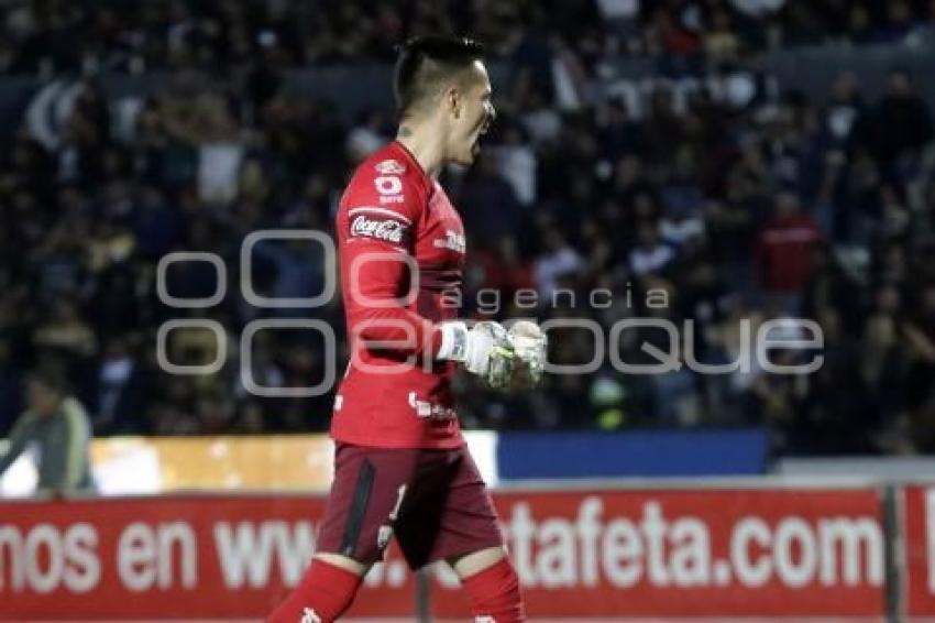 FÚTBOL . LOBOS BUAP VS PUMAS