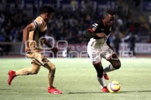 FÚTBOL . LOBOS BUAP VS PUMAS