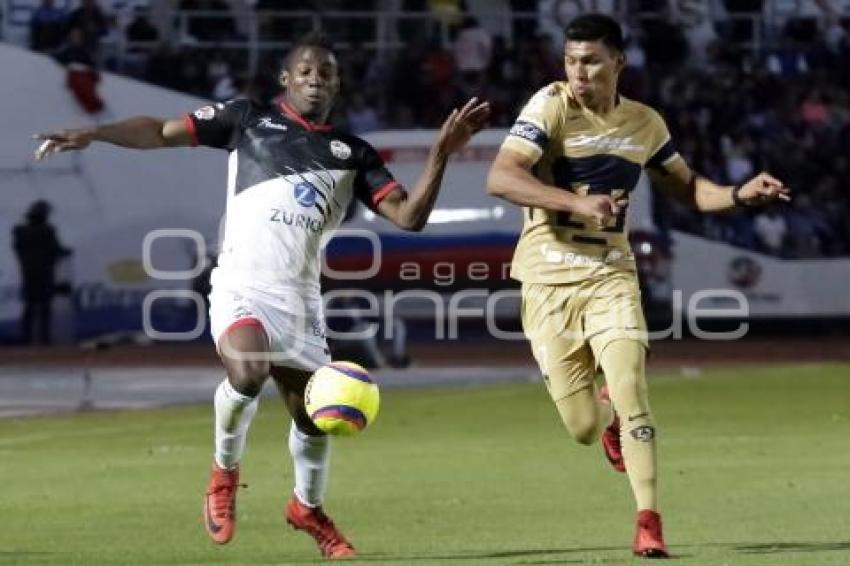 FÚTBOL . LOBOS BUAP VS PUMAS