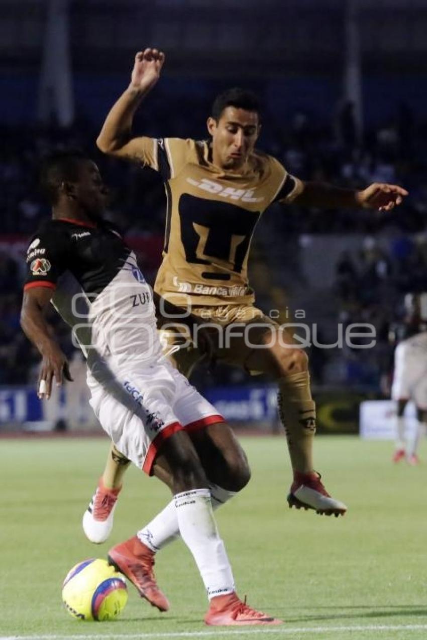 FÚTBOL . LOBOS BUAP VS PUMAS