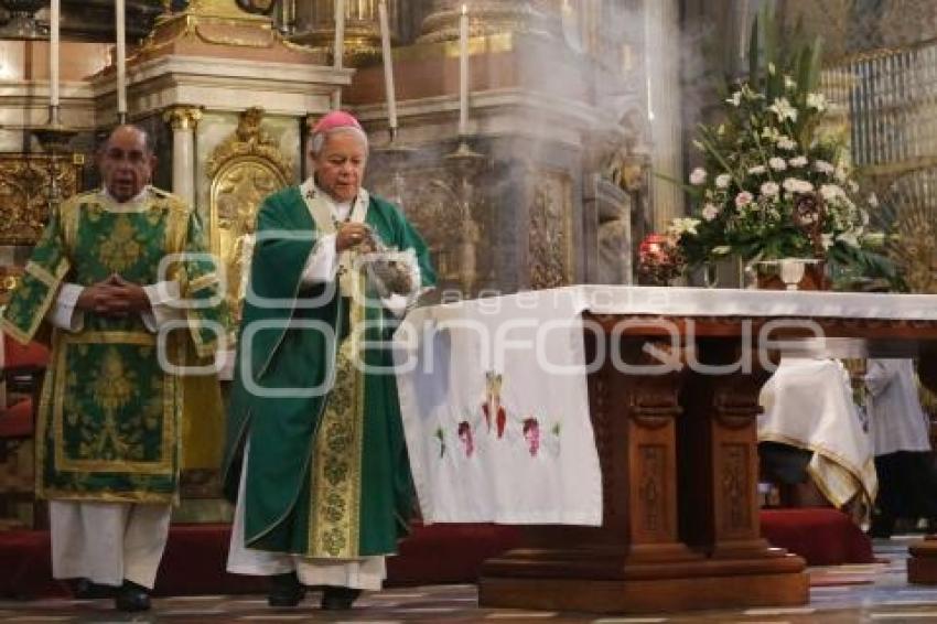 MISA DOMINICAL . CATEDRAL