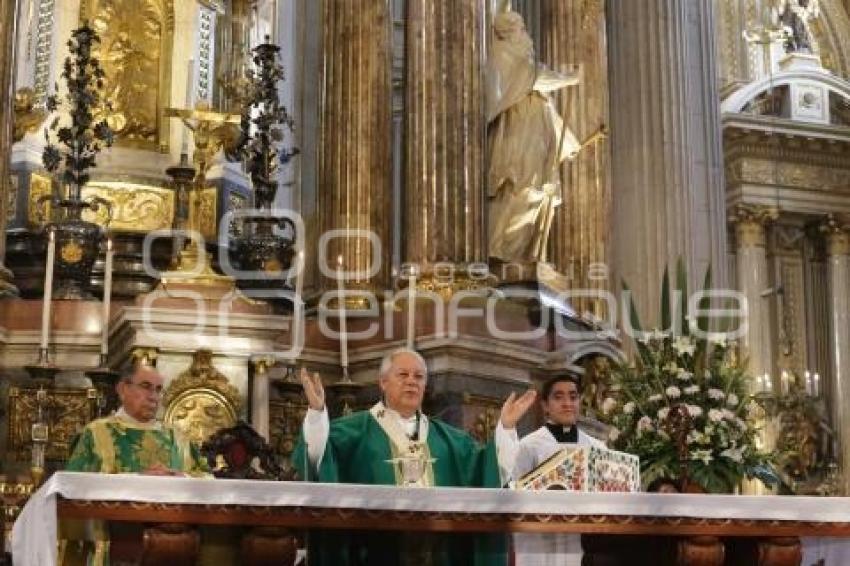 MISA DOMINICAL . CATEDRAL