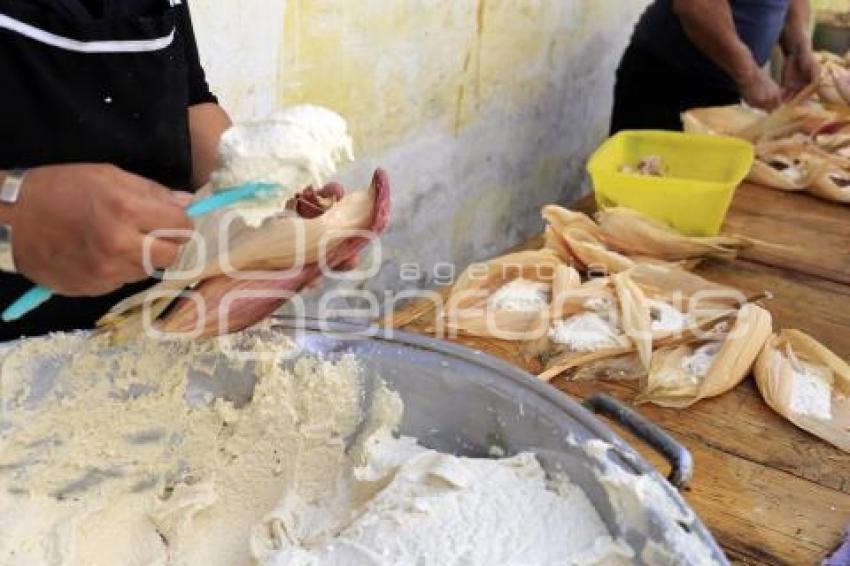 ELABORACIÓN DE TAMALES