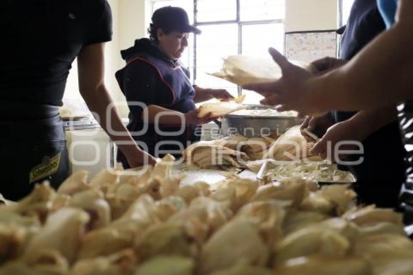 ELABORACIÓN DE TAMALES