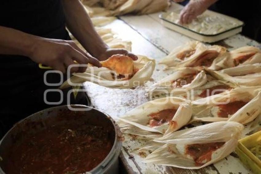 ELABORACIÓN DE TAMALES