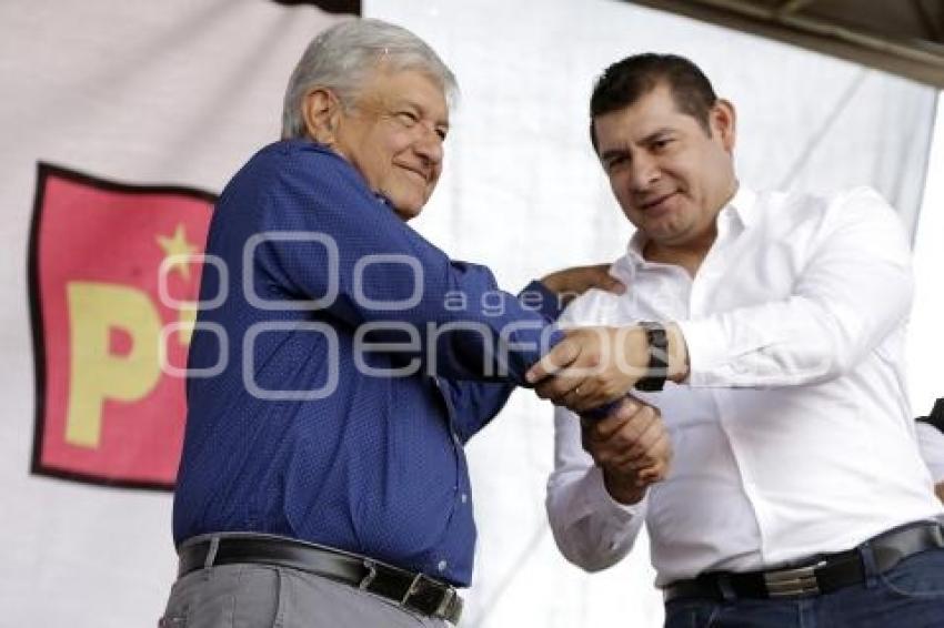 MORENA . AMLO