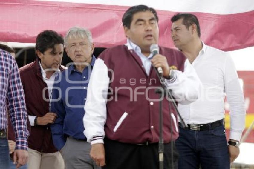 MORENA . AMLO