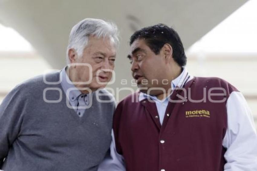 MORENA . AMLO