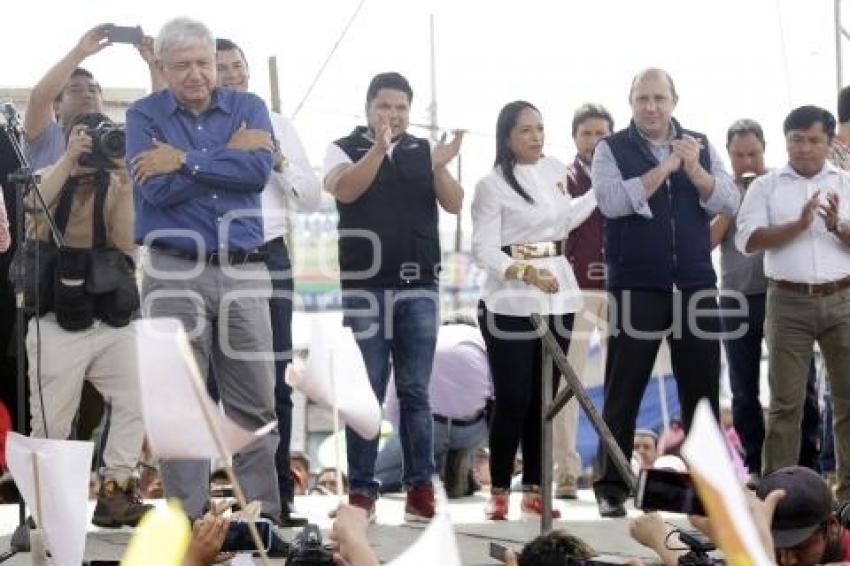 MORENA . AMLO