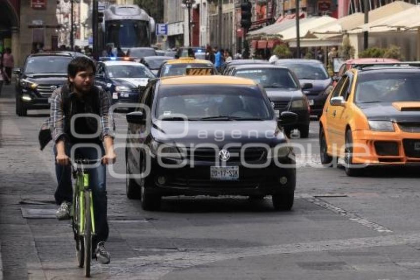 SERVICIO DE TAXIS