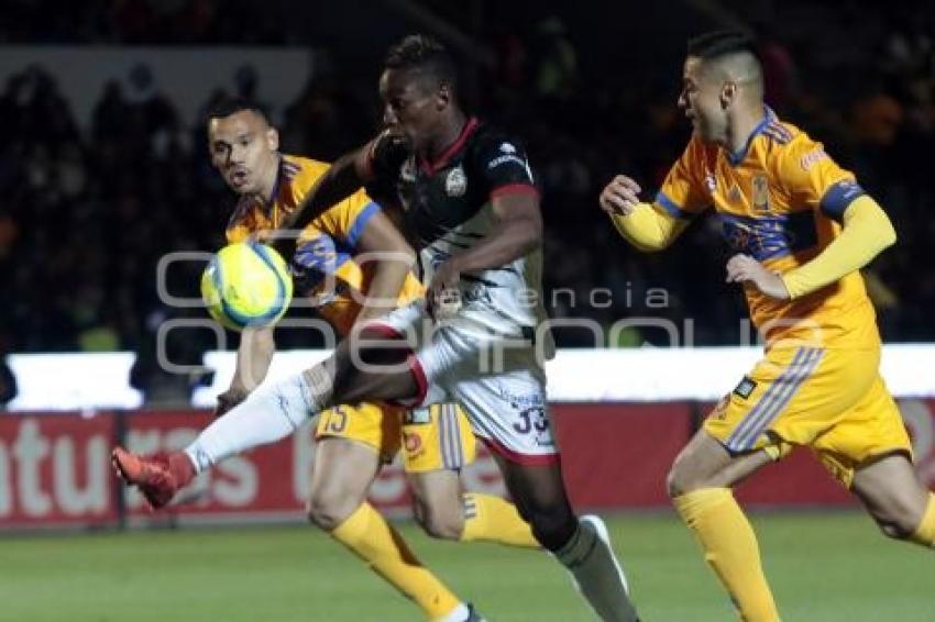 FÚTBOL . LOBOS BUAP VS TIGRES