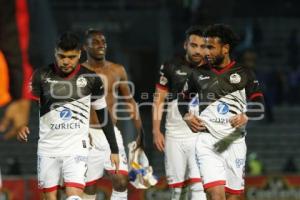 FÚTBOL . LOBOS BUAP VS TIGRES