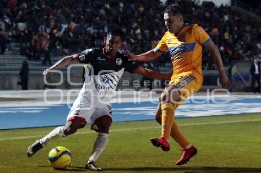 FÚTBOL . LOBOS BUAP VS TIGRES