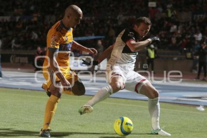 FÚTBOL . LOBOS BUAP VS TIGRES