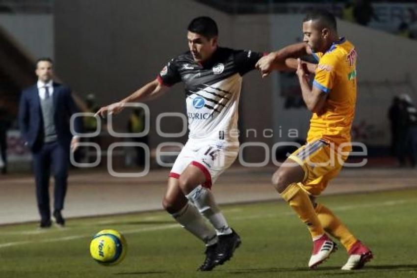 FÚTBOL . LOBOS BUAP VS TIGRES