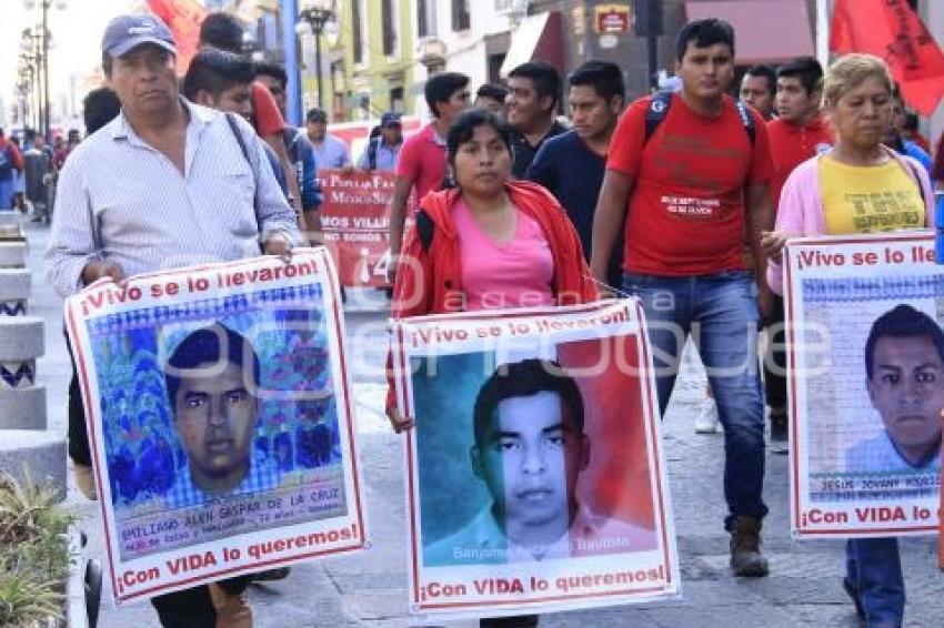 MANIFESTACIÓN  . AYOTZINAPA