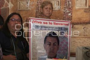 PADRES DESAPARECIDOS DE AYOTZINAPA