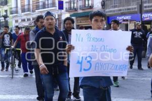 MANIFESTACIÓN  . AYOTZINAPA