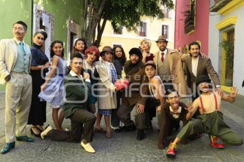 TEATRO . EL INSÓLITO CASO DEL SR. MORTON