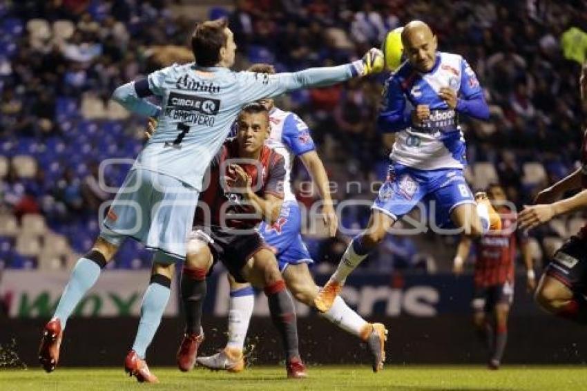 FÚTBOL . CLUB PUEBLA VS NECAXA