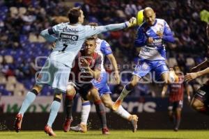 FÚTBOL . CLUB PUEBLA VS NECAXA