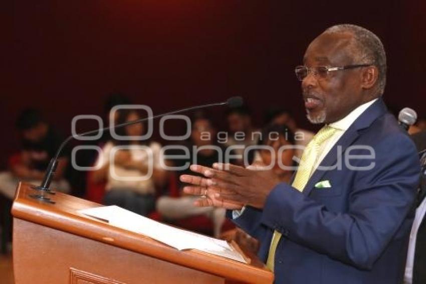 EMBAJADOR DE SUDÁFRICA