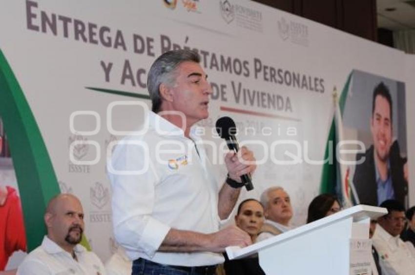 ISSSTE . ENTREGA PRÉSTAMOS