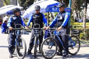 SEGURIDAD . POLICÍAS