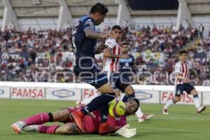 FÚTBOL . LOBOS BUAP VS CHIVAS