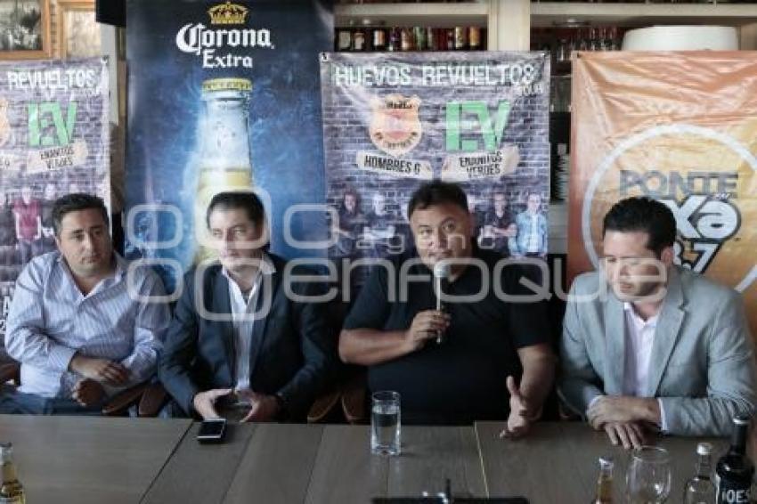 ENANITOS VERDES Y HOMBRES G