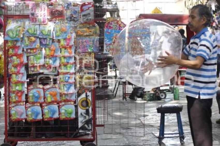 VENDEDORES . ZÓCALO