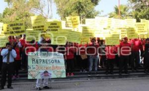 MANIFESTACIÓN . TEHUACÁN