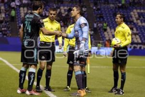 FÚTBOL . CLUB PUEBLA VS SANTOS