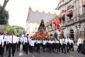 PROCESIÓN . VIERNES SANTO