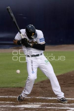 BÉISBOL . PERICOS VS UNIÓN LAGUNA