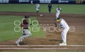 BÉISBOL . PERICOS VS UNIÓN LAGUNA