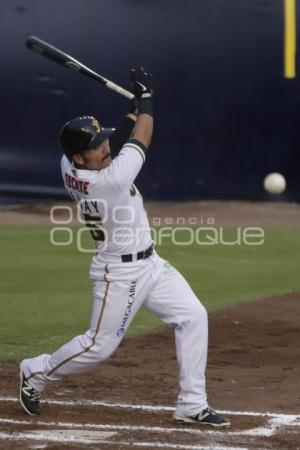 BÉISBOL . PERICOS VS UNIÓN LAGUNA