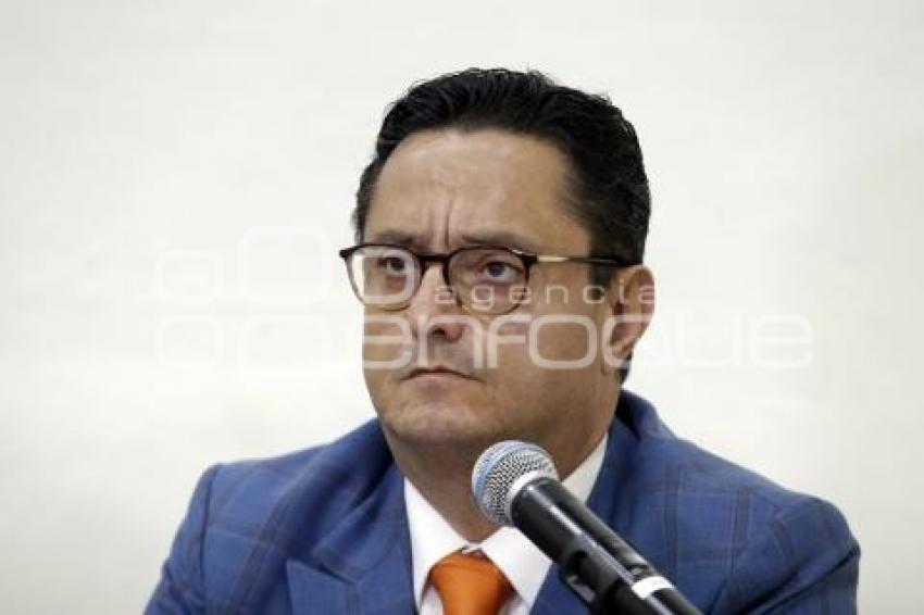 CARLOS LOESCHMANN