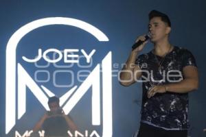 FERIA DE PUEBLA . JOEY MONTANA