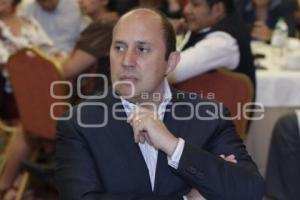 FERNANDO MANZANILLA