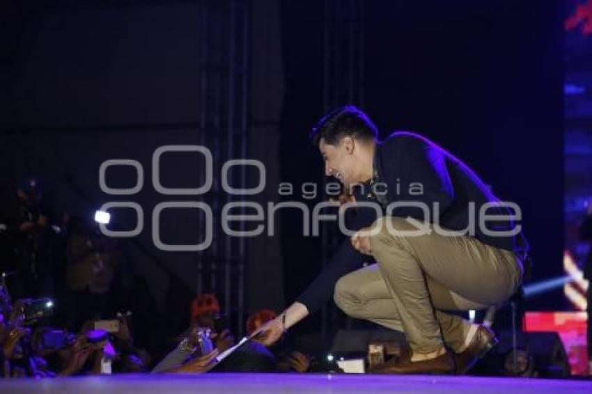 FERIA DE PUEBLA . LUIS CORONEL