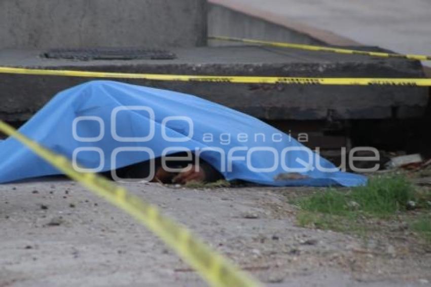 GOLPEADO . AUTOPISTA