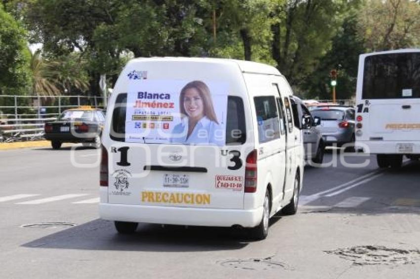 PUBLICIDAD TRANSPORTE PÚBLICO