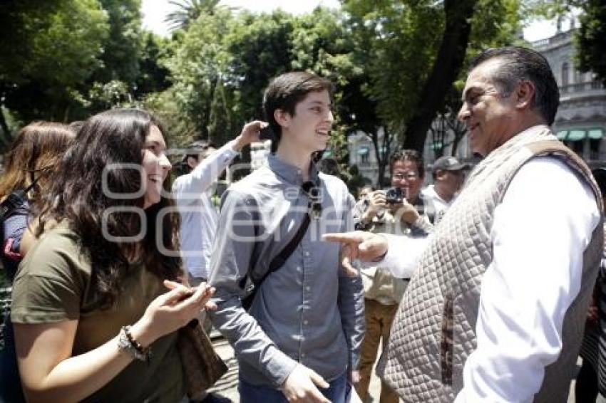 JAIME RODRÍGUEZ "EL BRONCO"