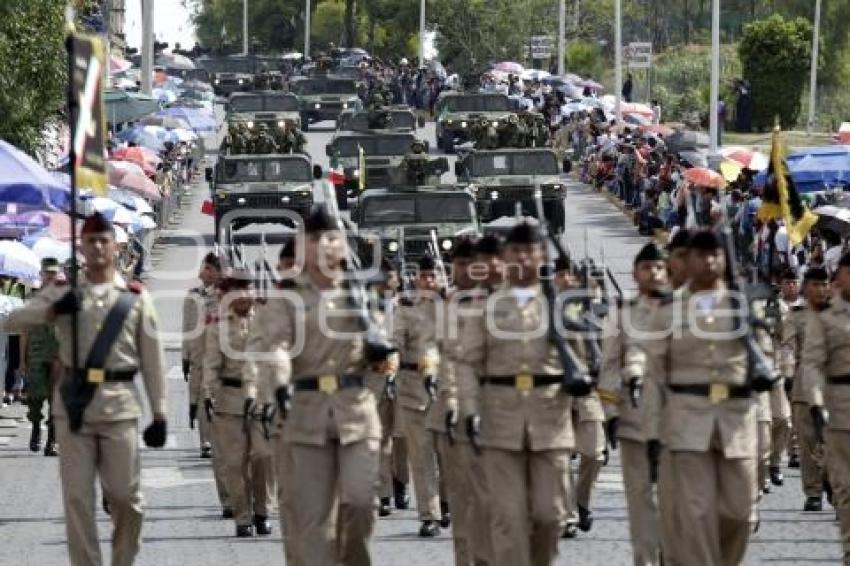 DESFILE 5 DE MAYO