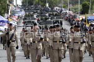 DESFILE 5 DE MAYO